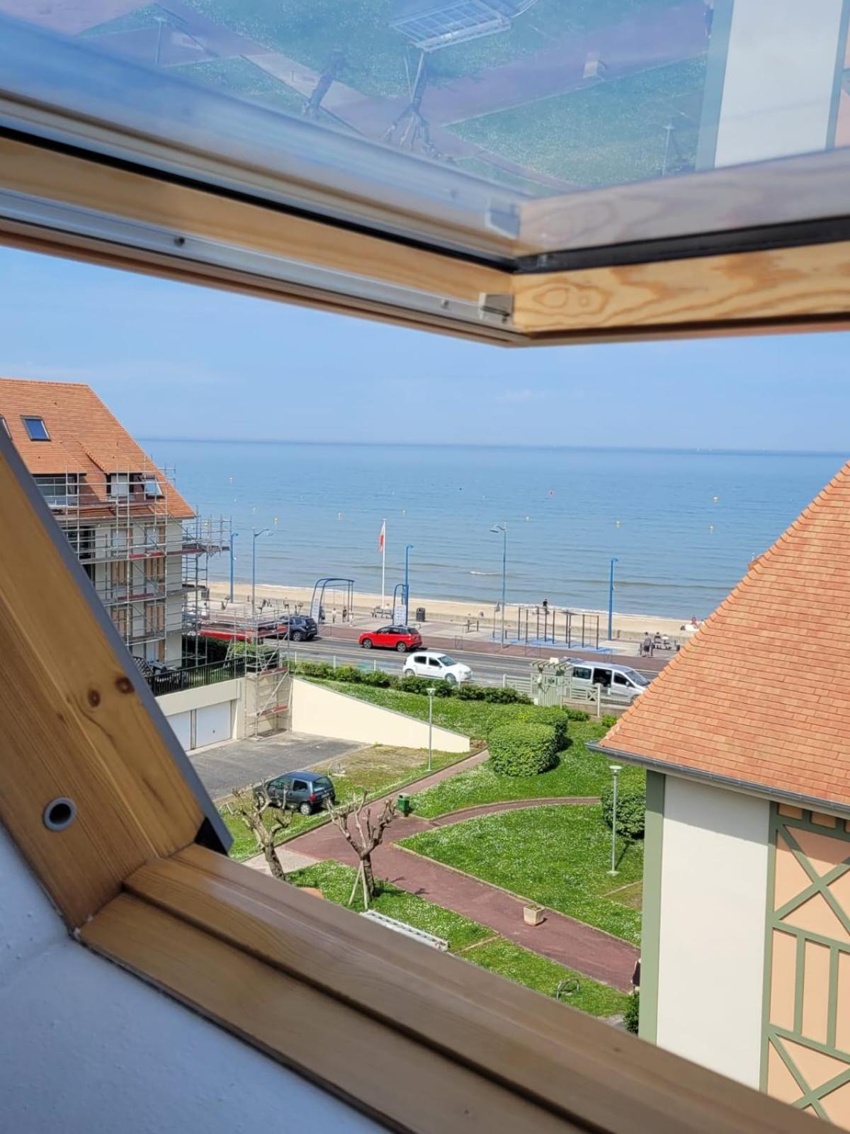 "Mon Evidence!" Magnifique Appartement Vue Mer Et Acces Direct A La Plage ヴィレ・シュル・メール エクステリア 写真